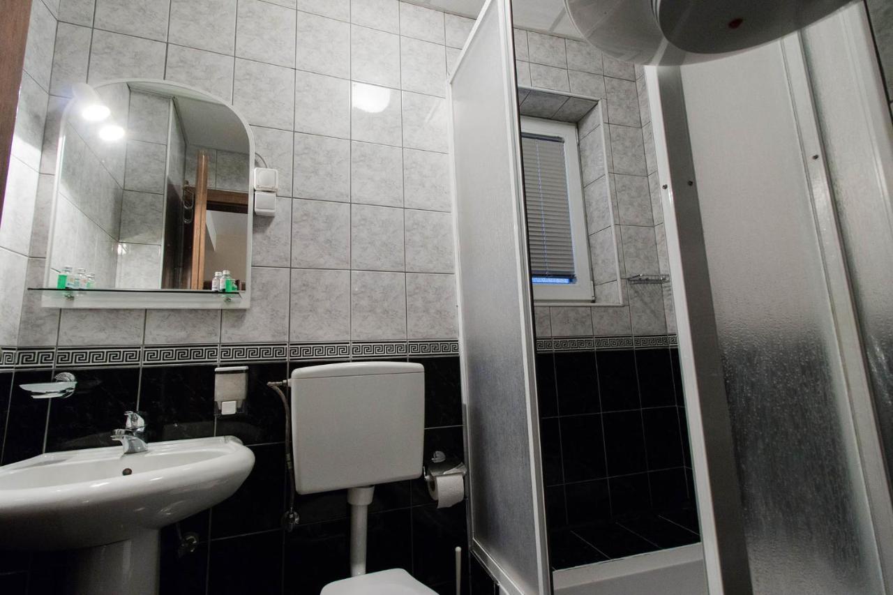 Apartments Ohrid Izabela Екстер'єр фото